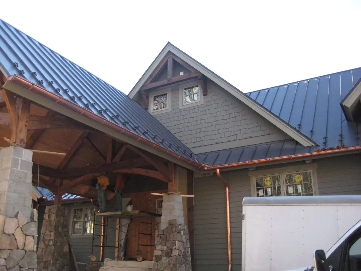 Craftsman Roofing team delivering quality roofing work in Stoughstown